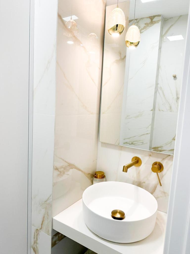 Ferienwohnung Apartamento En El Centro De Málaga Exterior foto